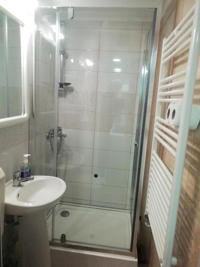 Apartmán Studio Moliere Brašov Exteriér fotografie